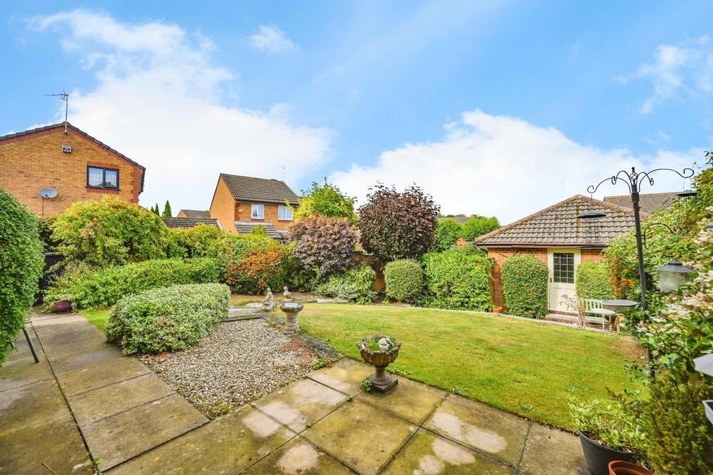 29somersetclose-17.jpg