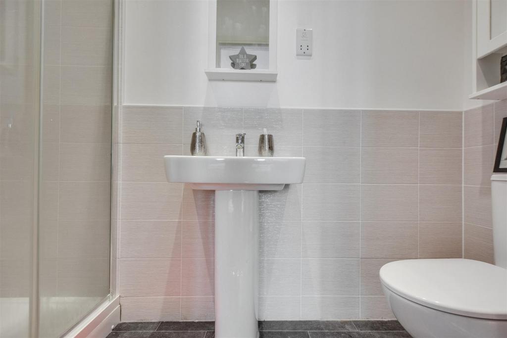 En Suite 2.jpeg