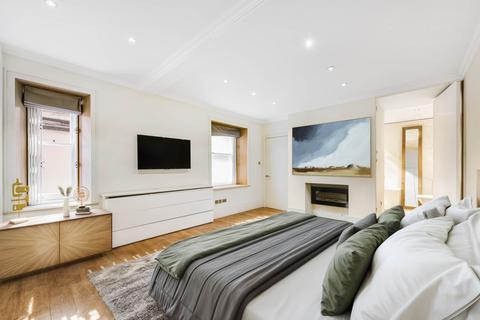 3 bedroom flat for sale, Cadogan Square, Knightsbridge SW1X