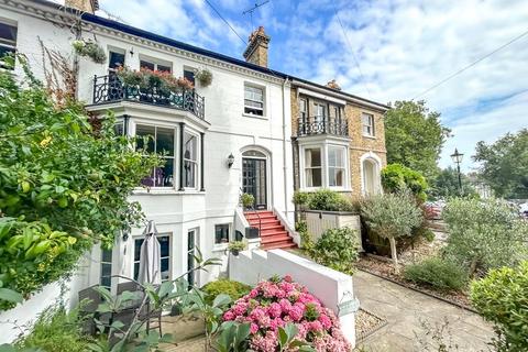 Runwell Terrace, Clifftown Conservation Area, Southend-On-Sea, Essex, SS1