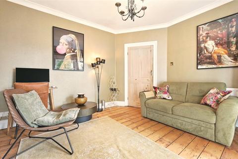2 bedroom apartment for sale, Runwell Terrace, Clifftown Conservation Area, Southend-On-Sea, Essex, SS1