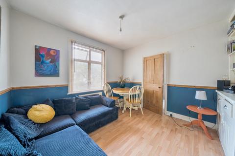 2 bedroom apartment for sale, Crebor Street, London