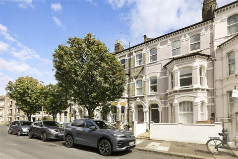 33a Ilminster Gardens, London, SW11 1PJ