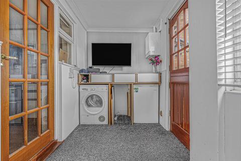 undefined, Wellfield Avenue, Luton
