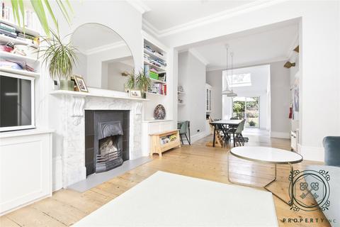 4 bedroom semi-detached house for sale, Wilberforce Road, Finsbury Park, N4
