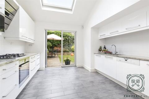 4 bedroom semi-detached house for sale, Wilberforce Road, Finsbury Park, N4