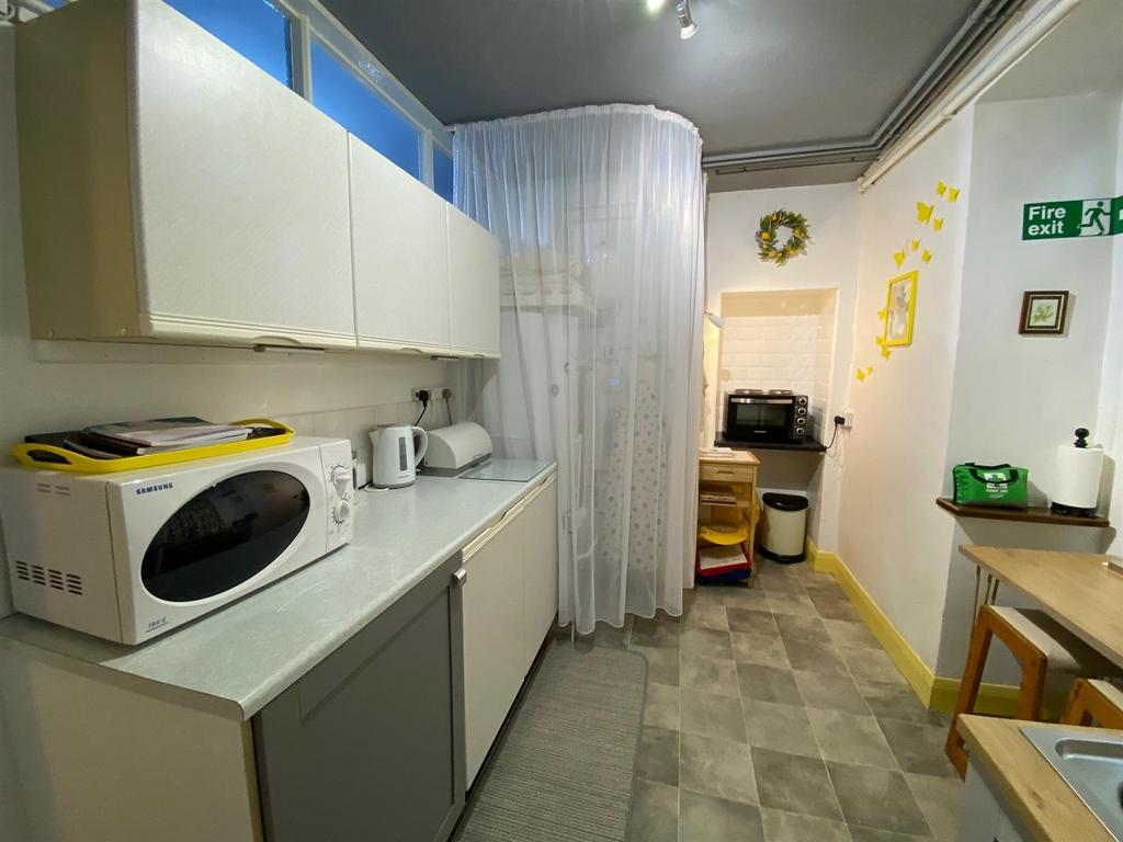 Annexe Kitchenette.jpg