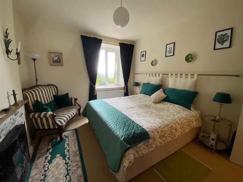 Annexe Double Bedroom.jpg