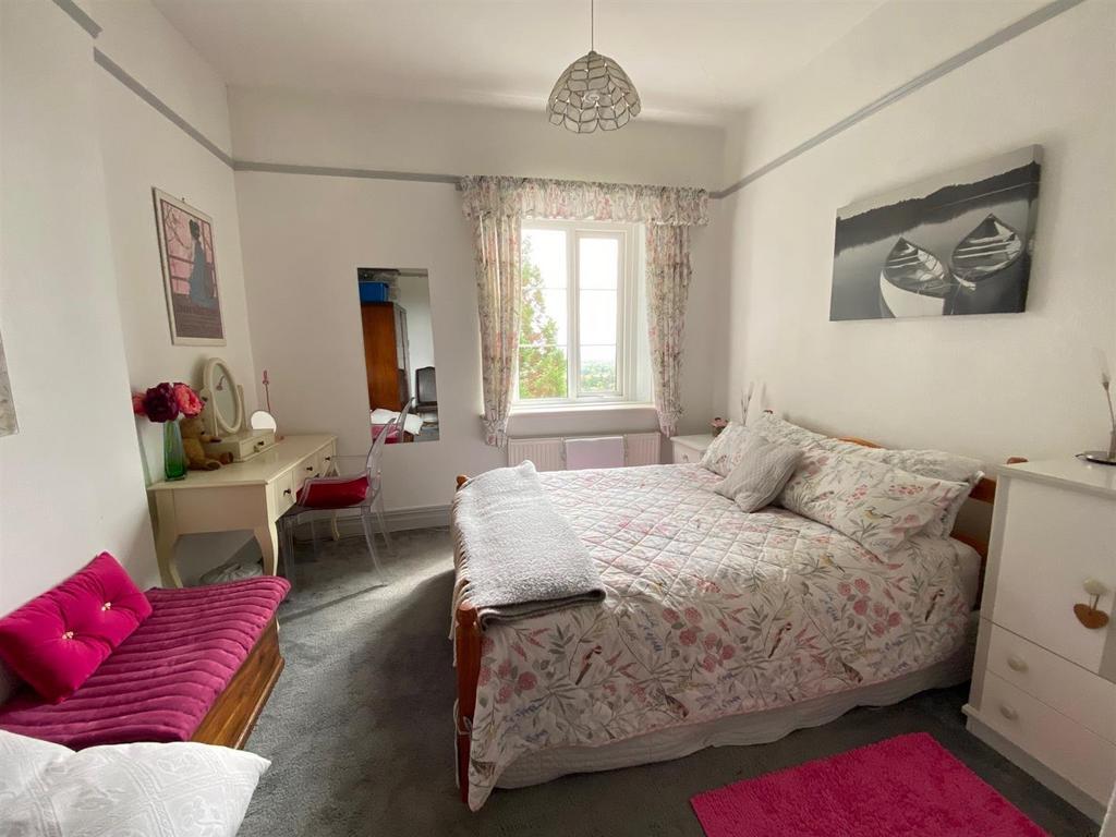 Bedroom Three.jpg