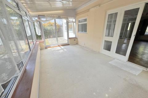 4 bedroom detached house for sale, South Western Crescent, Lower Parkstone, Poole, BH14
