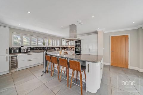 4 bedroom detached house for sale, Maldon Road, Maldon CM9
