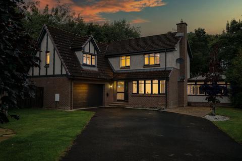 5 bedroom detached house for sale, Albyn Drive, Murieston, EH54