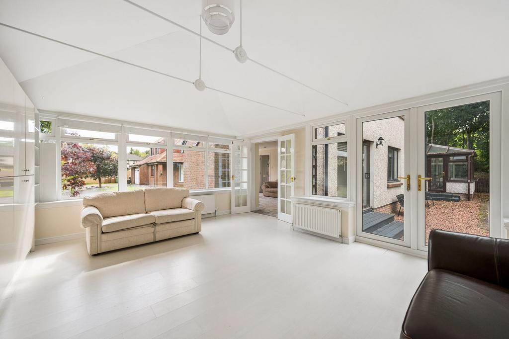 Family Room / Second Lounge