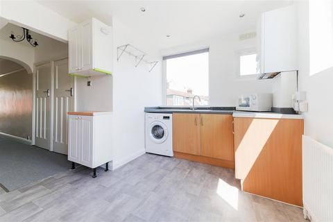 undefined, London Road, Cheam, Sutton