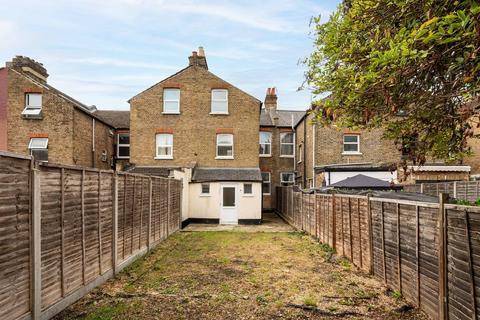 16 Pattenden Road, London, SE6 4NQ