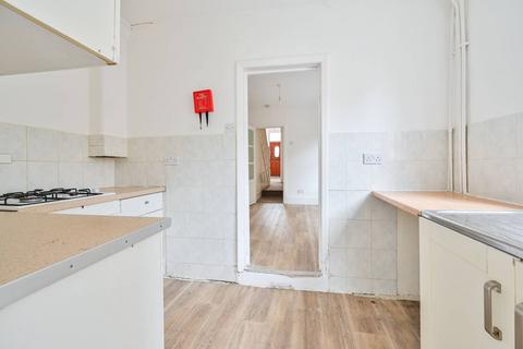 16 Pattenden Road, London, SE6 4NQ
