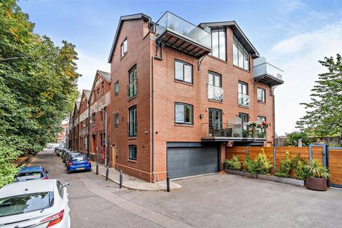undefined, Royal Stuart Lane, Cardiff, CF10