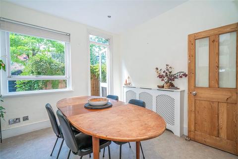 2 bedroom maisonette for sale, North View Road, London, N8