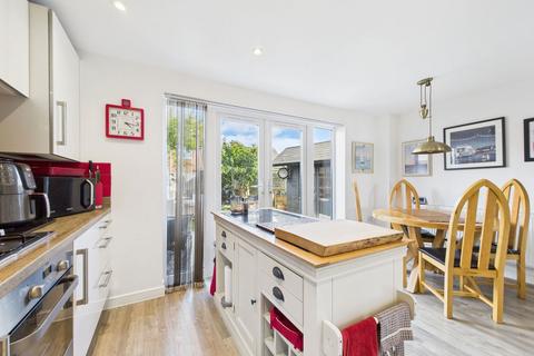 3 bedroom semi-detached house for sale, Blackbourne Chase, Littlehampton, BN17