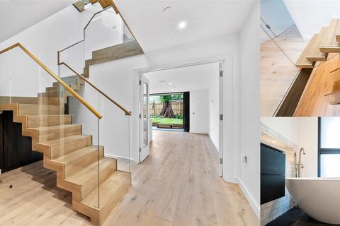 undefined, Orchard Grove, West Wimbledon, SW20