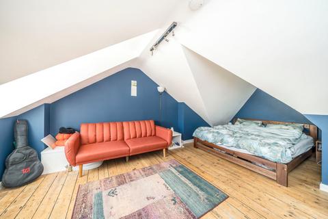 46b Elliscombe Road, London, SE7 7PY