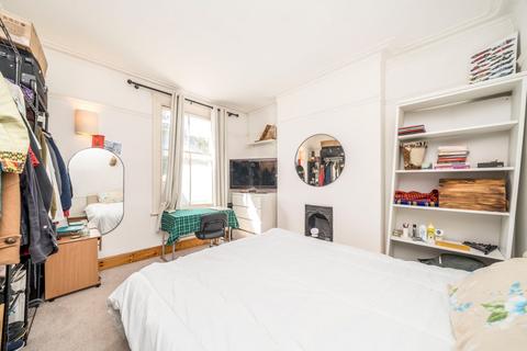 46b Elliscombe Road, London, SE7 7PY