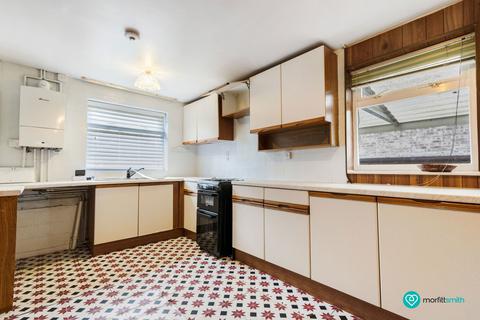 3 bedroom semi-detached house for sale, Spinkhill Avenue, Woodthorpe, S13 8FB