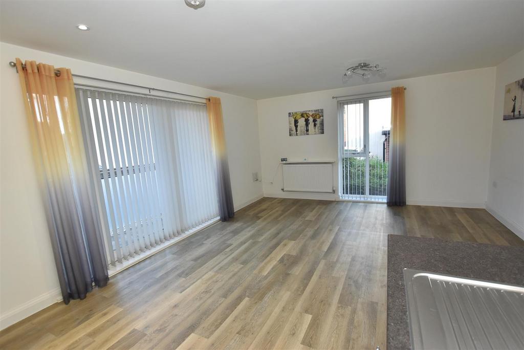 Kitchen/Living Room