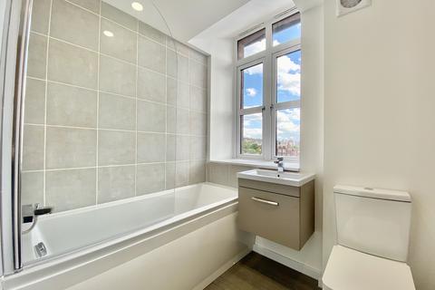 undefined, Viaduct Road, Leeds, West Yorkshire, LS4