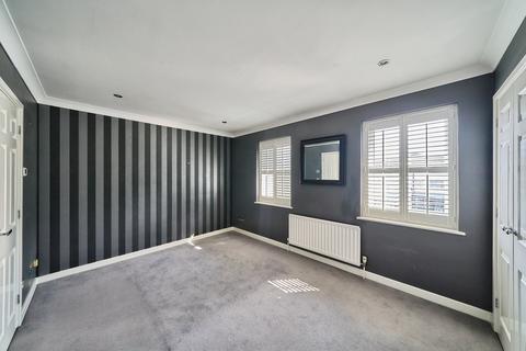16 Lytchet Road, Bromley, BR1 4DU