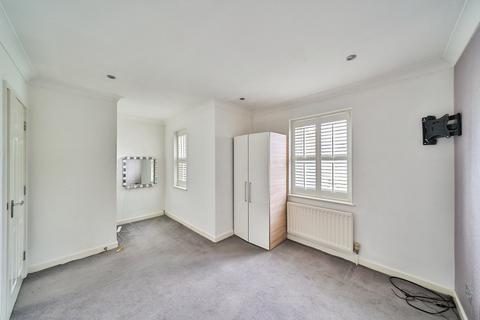 16 Lytchet Road, Bromley, BR1 4DU