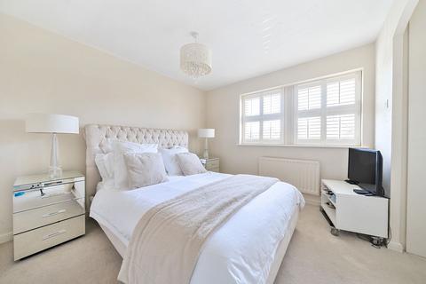 3 bedroom terraced house for sale, Debden Close, Kingston Upon Thames, KT2