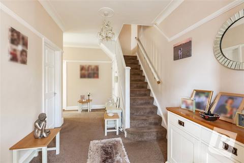 4 bedroom semi-detached house for sale, South Drive, Romford, RM2
