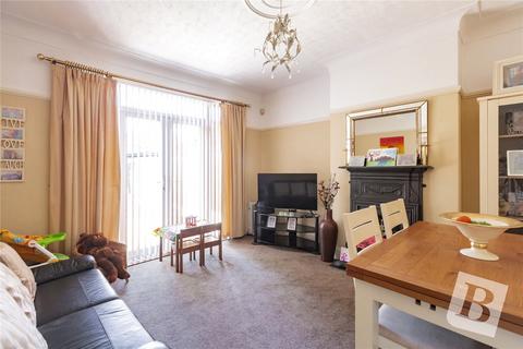4 bedroom semi-detached house for sale, South Drive, Romford, RM2