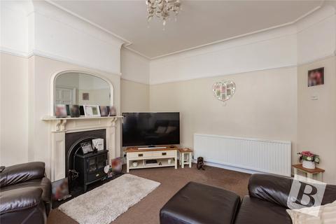 1 South Drive, Romford, RM2 6HH