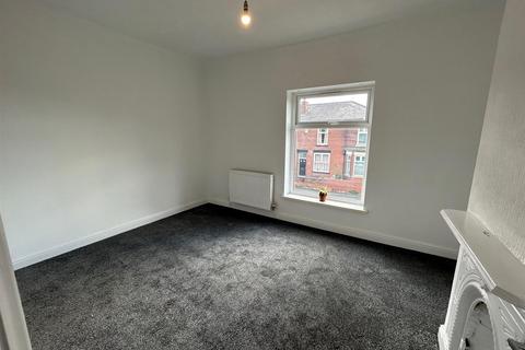 3 bedroom terraced house for sale, Windermere Road, Leigh