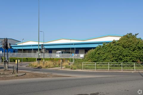 Distribution warehouse to rent, Choats Manner Way Dagenham RM9 6RS