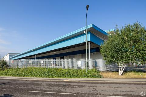 Distribution warehouse to rent, Choats Manner Way Dagenham RM9 6RS