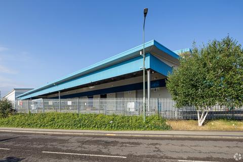 Distribution warehouse to rent, Choats Manner Way Dagenham RM9 6RS