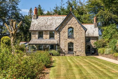 5 bedroom detached house for sale, Bittadon, Barnstaple