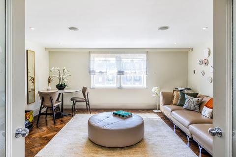 3 bedroom penthouse for sale, Eaton Square, Belgravia, London