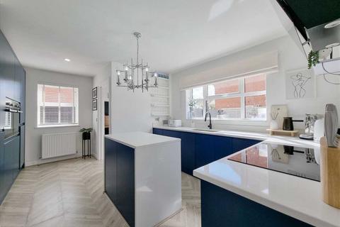 7 Abbey Road, Sleaford, NG34 7XB