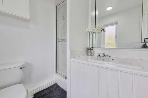 7 Abbey Road, Sleaford, NG34 7XB