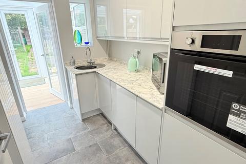 2 bedroom bungalow for sale, Crawford Avenue, Duston, NN5 5PA