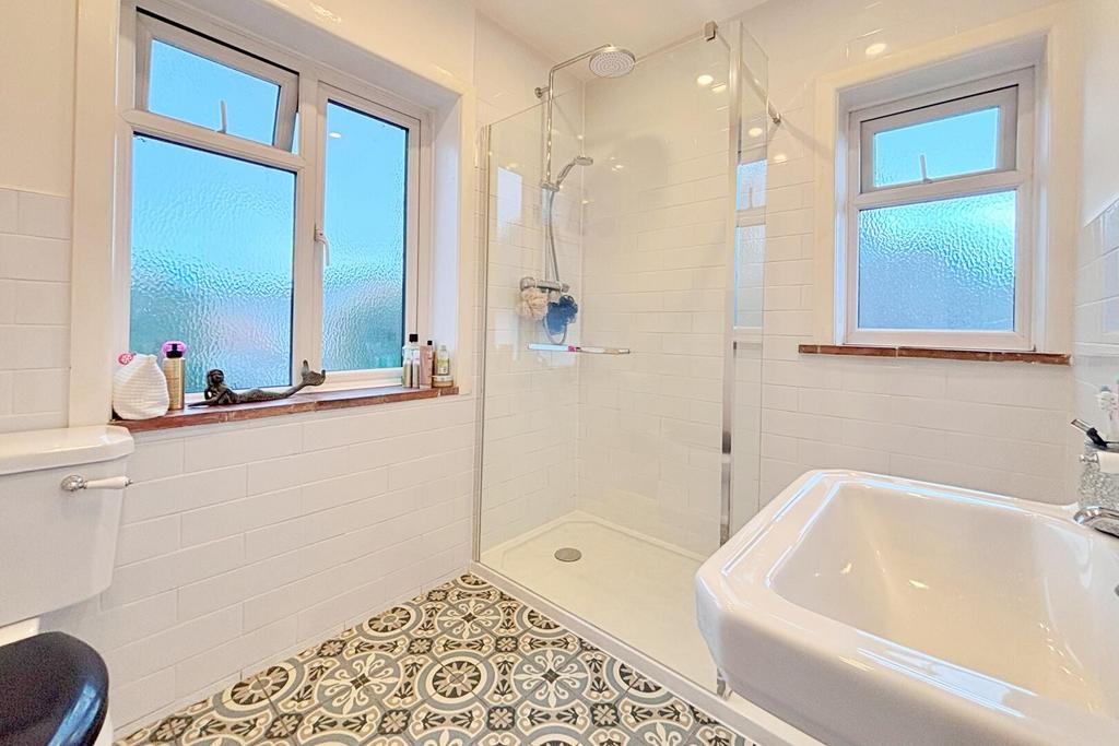 Ensuite