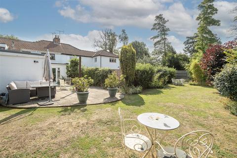 4 bedroom semi-detached house for sale, Kimpton Road, Blackmore End