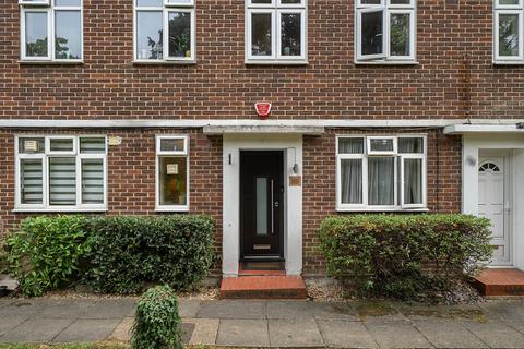 2 bedroom maisonette for sale, Cervantes Court, Northwood