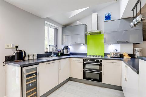 5 bedroom detached house for sale, Rosebery Avenue, West Bridgford NG2