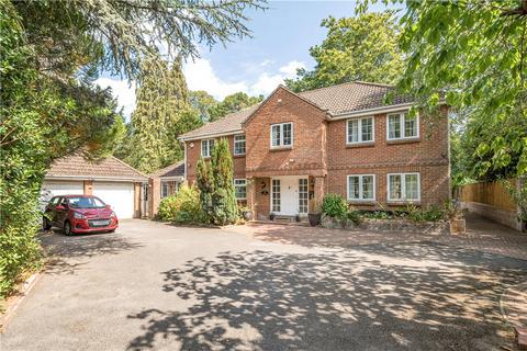 5 bedroom detached house for sale, Saxholm Way, Southampton, Hampshire