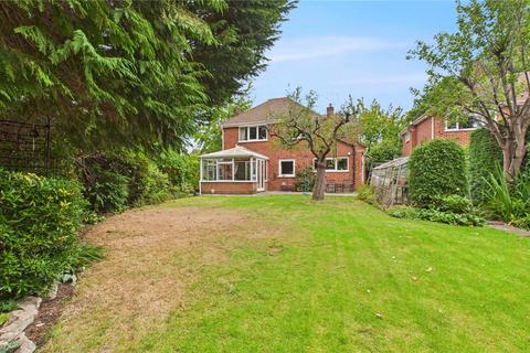 Old Malt Way, Surrey GU21